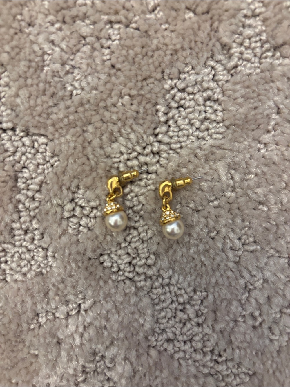 Gold Pearl Drop Earrings - Elegant Women's Jewelry